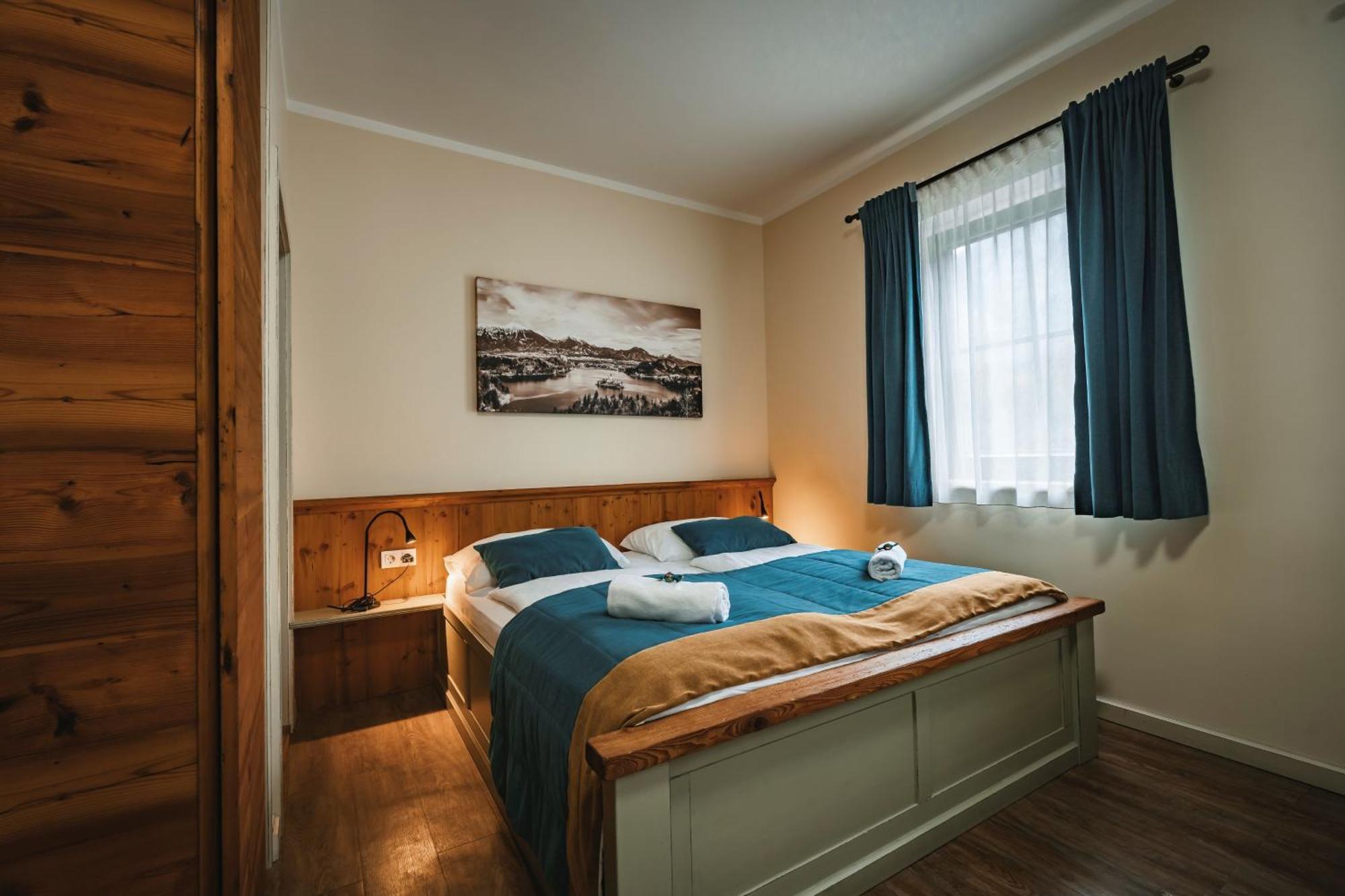 Guest House Ejga Jesenice Exterior photo