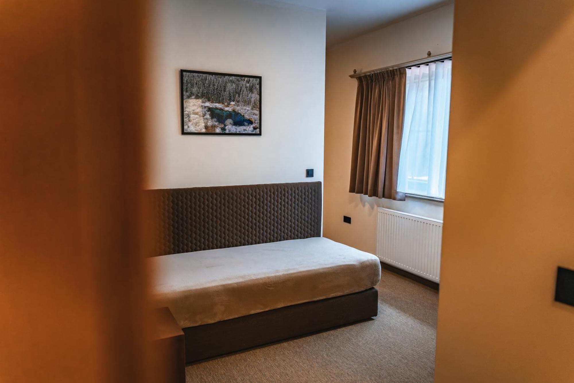Guest House Ejga Jesenice Exterior photo
